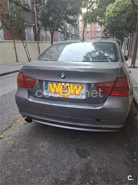 Usado BMW 320 170 CV (125 kW) 2010 Gris / plata Berlina