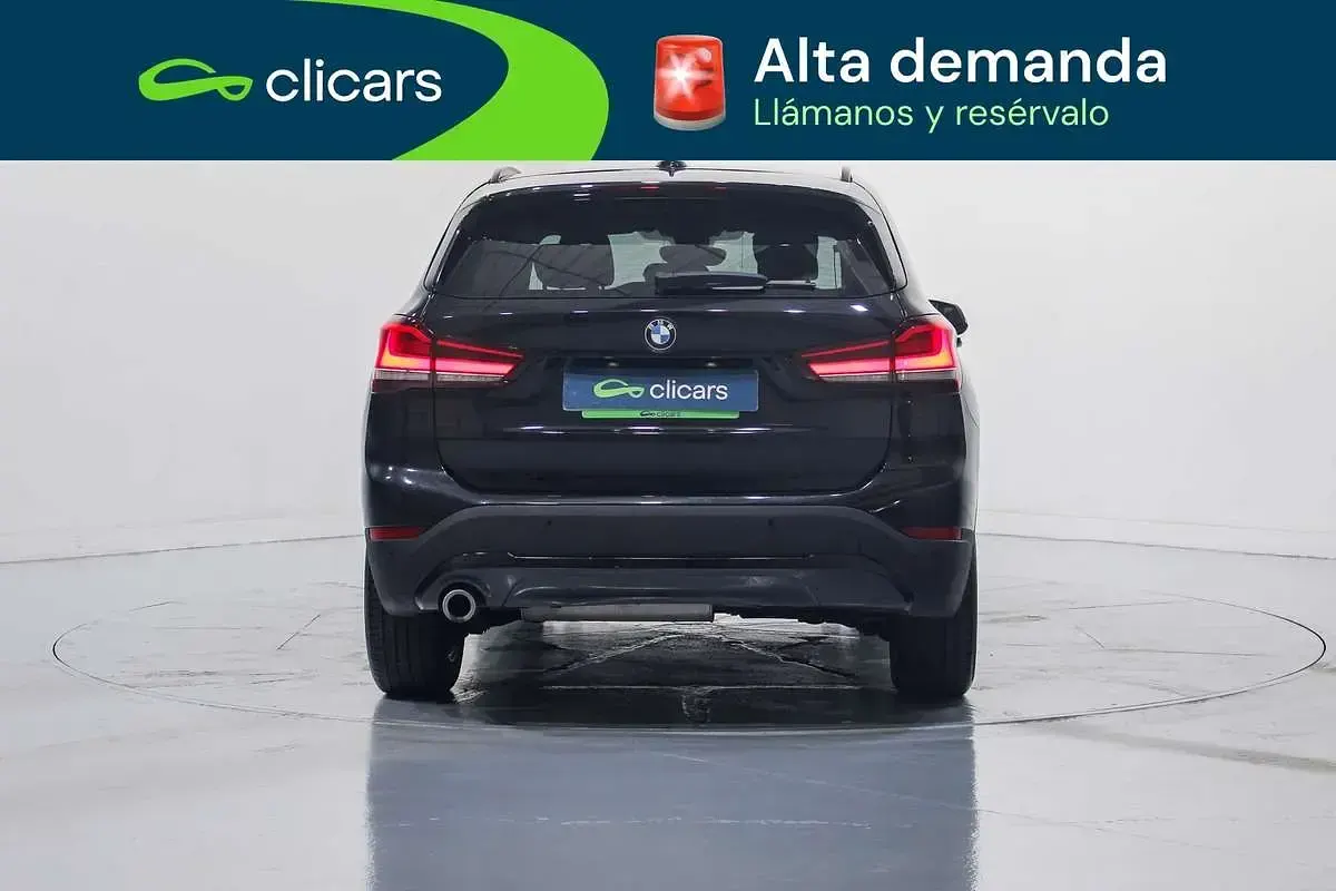 Usado BMW X1 116 CV (85 kW) 2021 Negro SUV