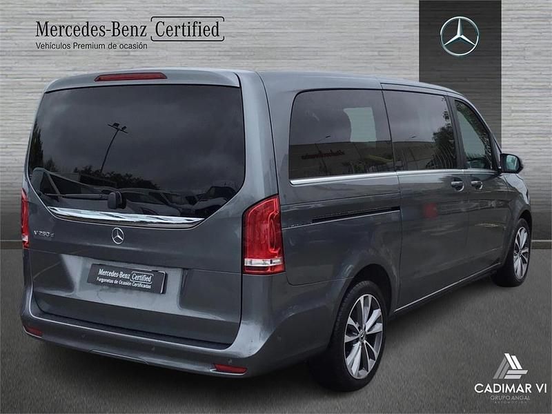 Usado Mercedes V250 Avantgarde 190 CV (139 kW) 2023 Gris Monovolumen