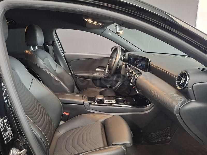 Usado Mercedes A180 116 CV (85 kW) 2019 Negro Berlina