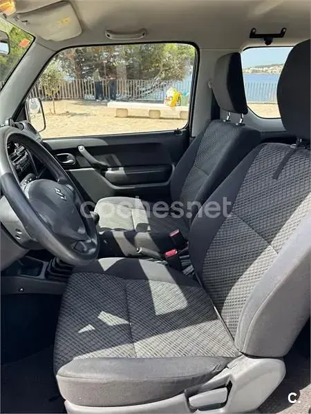 Usado Suzuki Jimny 85 CV (62 kW) 2017 Blanco SUV