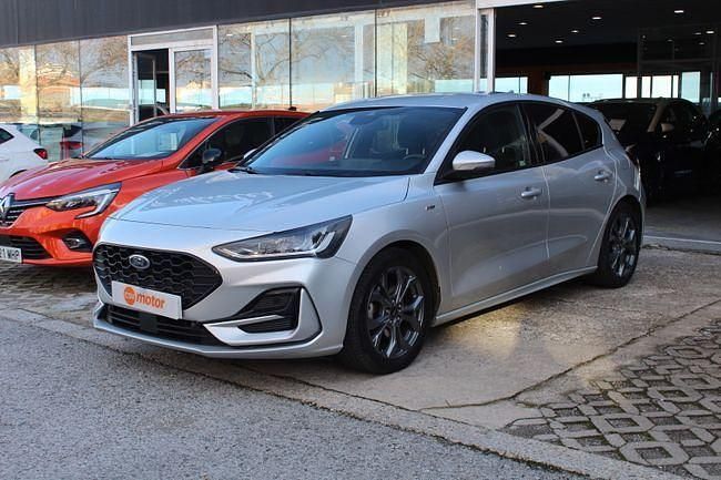 Usado Ford Focus ST-Line 156 CV (114 kW) 2023 Gris Berlina