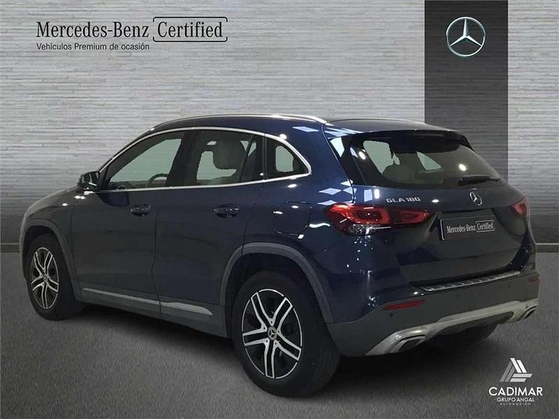 Usado Mercedes GLA180 136 CV (100 kW) 2021 SUV