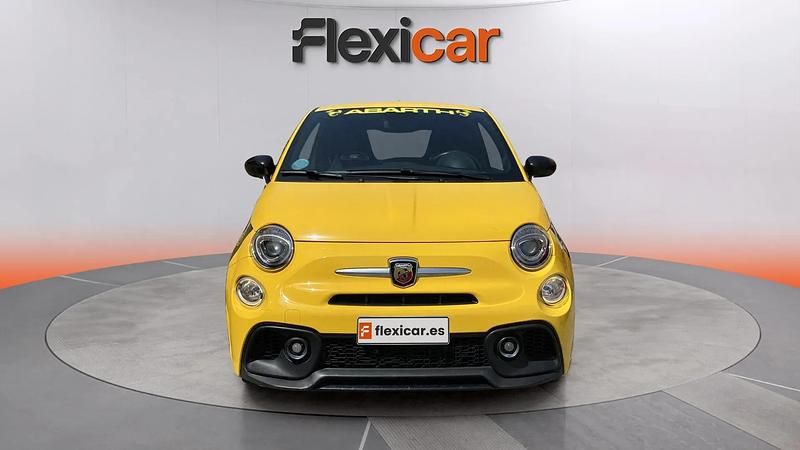 Usado Abarth 595 147 CV (108 kW) 2022 Amarillo Utilitario