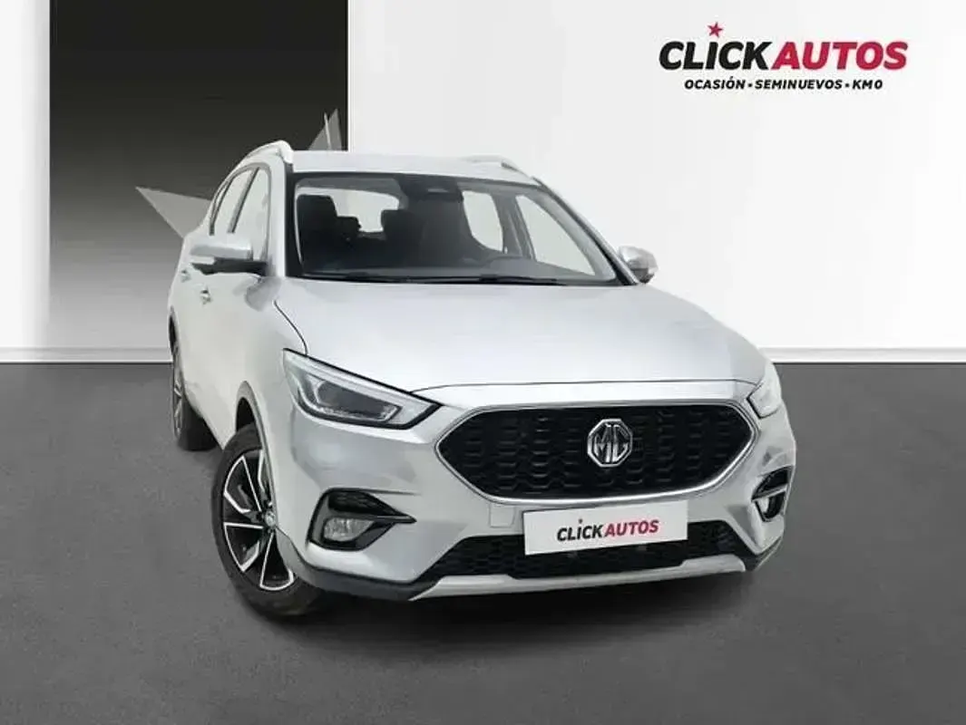 Usado MG ZS Luxury 107 CV (78 kW) 2025 Plateado SUV