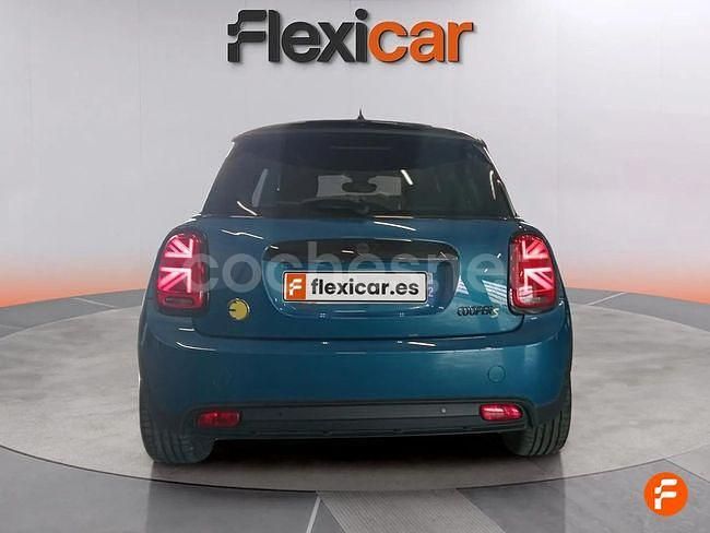 Usado Mini Cooper SE 135 kW (184 CV) 2021 Azul Utilitario