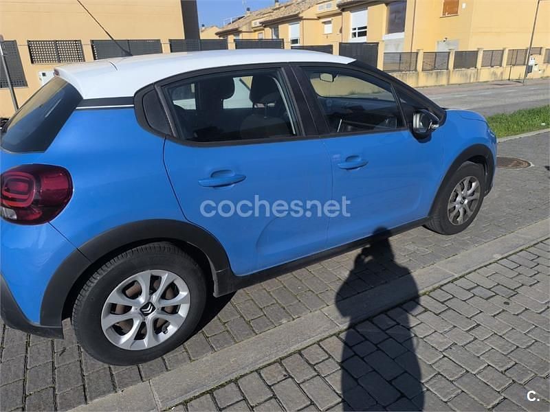 Käytetty Citroën C3 Feel 82 HP (60 kW) 2017 Sininen Sedan