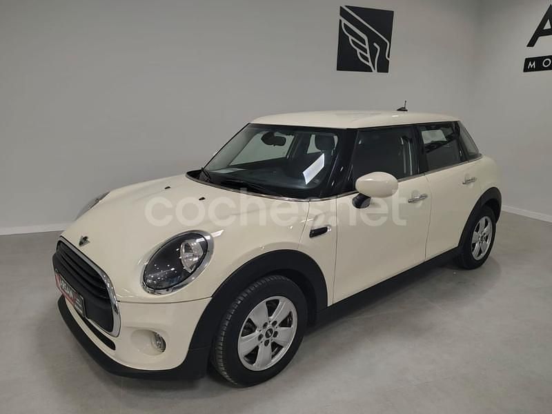 Usado Mini ONE 102 CV (75 kW) 2020 Blanco Utilitario