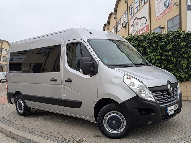 Usado Renault Master 140 CV (102 kW) 2019 Gris Berlina