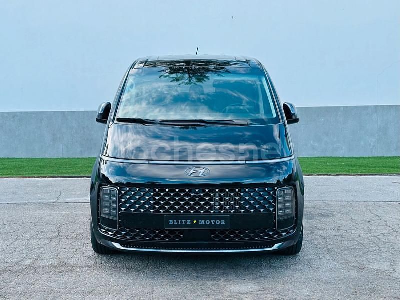 Usado Hyundai Staria Style 177 CV (130 kW) 2022 Negro Monovolumen