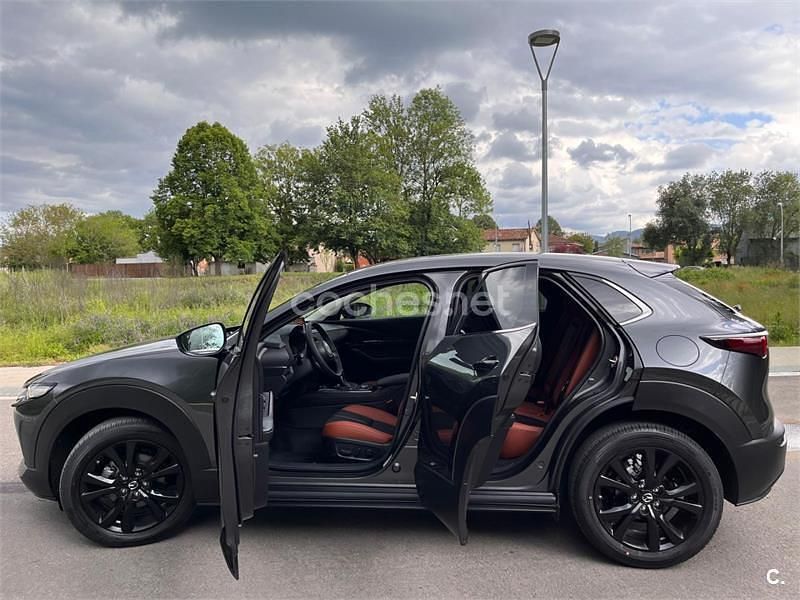 Usado Mazda CX-30 Nagisa 150 CV (110 kW) 2024 Gris / plata SUV