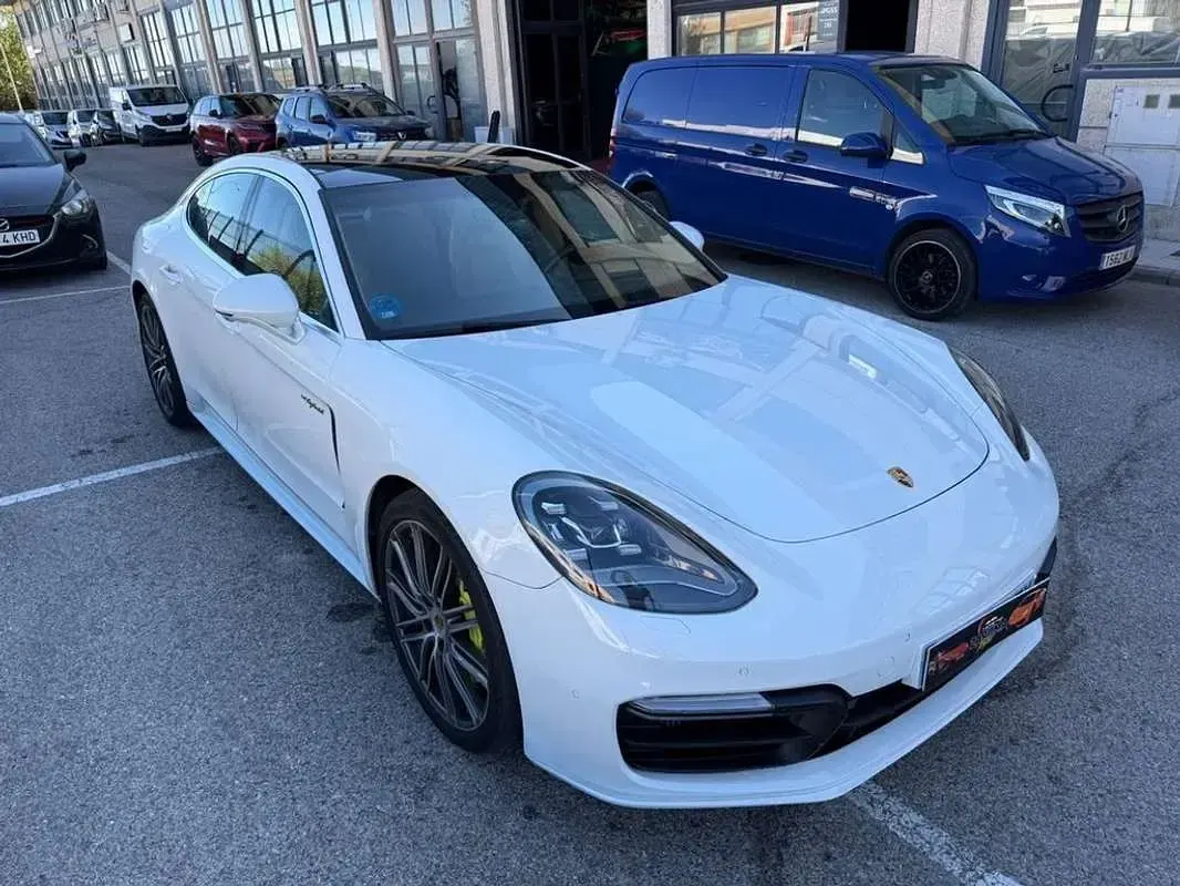 Usado Porsche Panamera 4 462 CV (339 kW) 2017 Blanco Utilitario