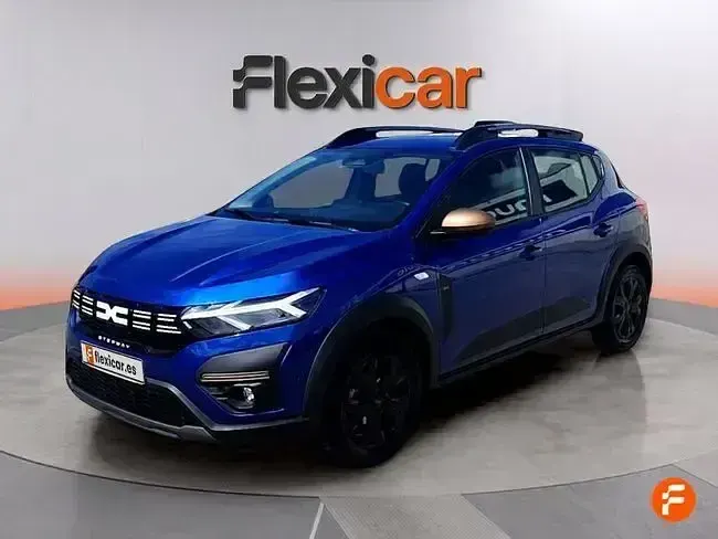 Usado Dacia Sandero Essentiel 101 CV (74 kW) 2025 Azul Berlina