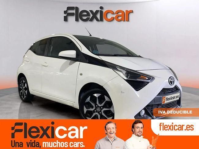 Usado Toyota Aygo X-play 72 CV (52 kW) 2021 Blanco Utilitario