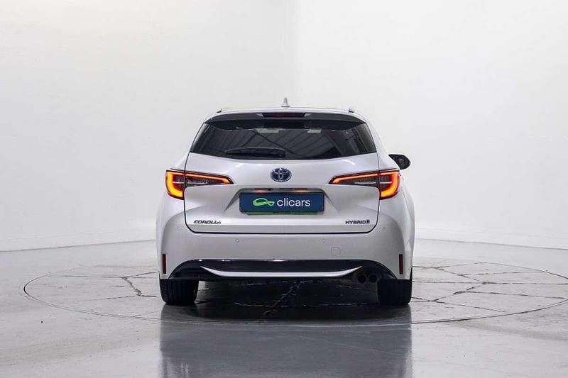 Usado Toyota Corolla Style 152 CV (111 kW) 2022 Blanco Familiar