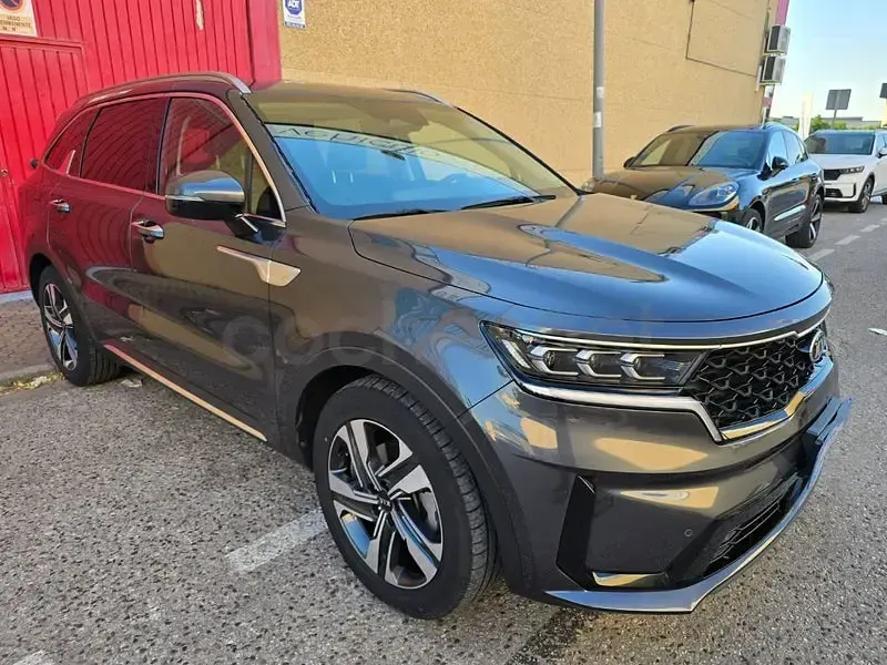 Usado Kia Sorento 265 CV (194 kW) 2021 Negro SUV