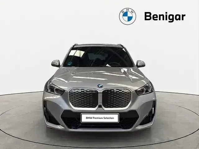 Usado BMW iX1 M Sport 150 kW (204 CV) 2025 Gris plata SUV