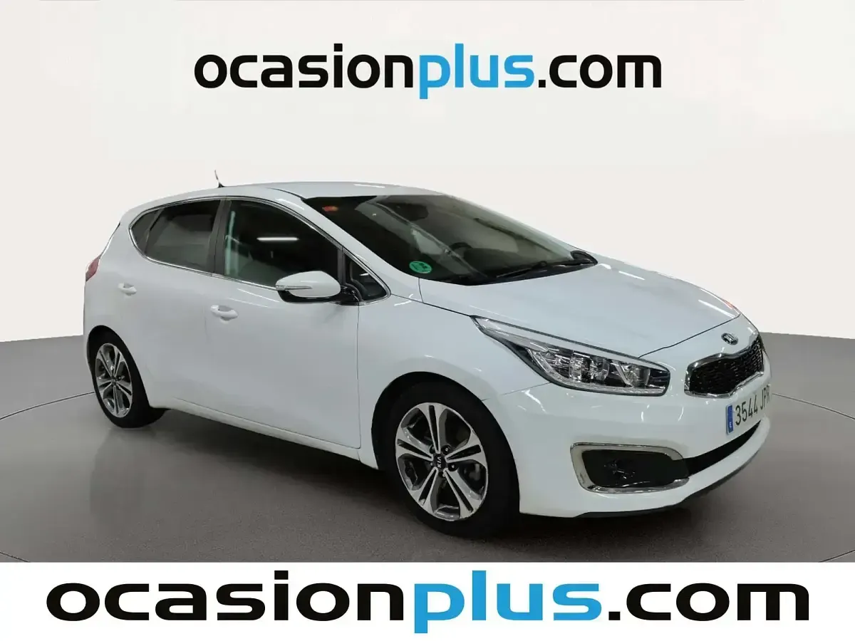 Usado Kia Ceed GT 136 HP (100 kW) 2016 Branco