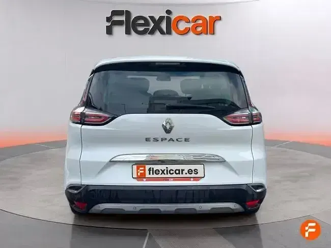Käytetty Renault Espace Initiale Paris 160 HP (117 kW) 2017 Valkoinen Tila-auto