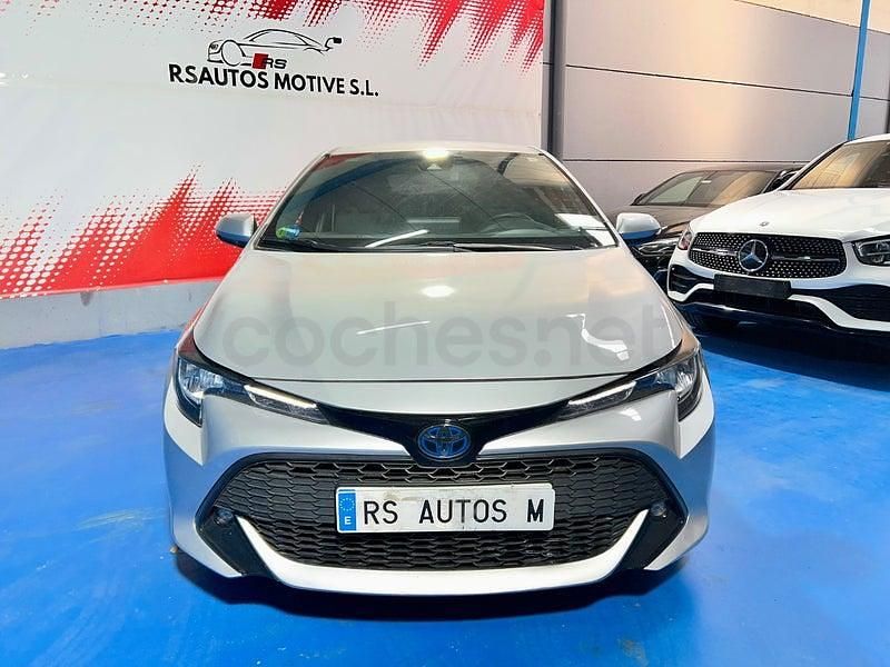Usado Toyota Corolla Active 122 CV (89 kW) 2020 Gris / plata Familiar