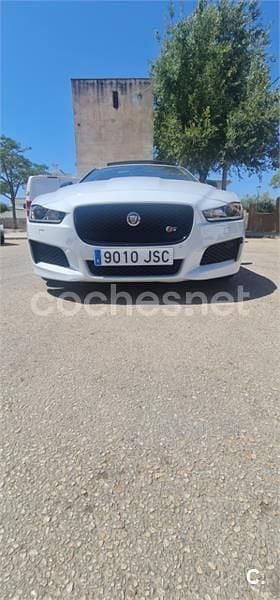 Usado Jaguar XE Supercharged 340 CV (250 kW) 2016 Blanco Berlina