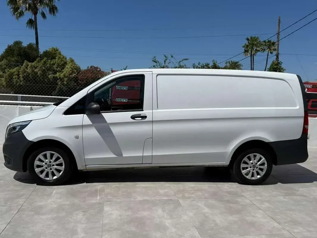 Usado Mercedes Vito 136 CV (100 kW) 2020 Blanco Van
