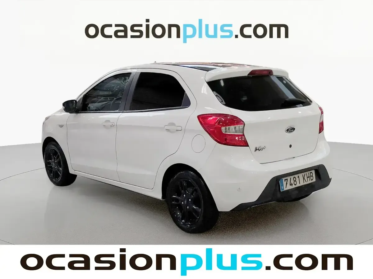 Usado Ford Ka Ultimate 85 CV (62 kW) 2018 Blanco Berlina