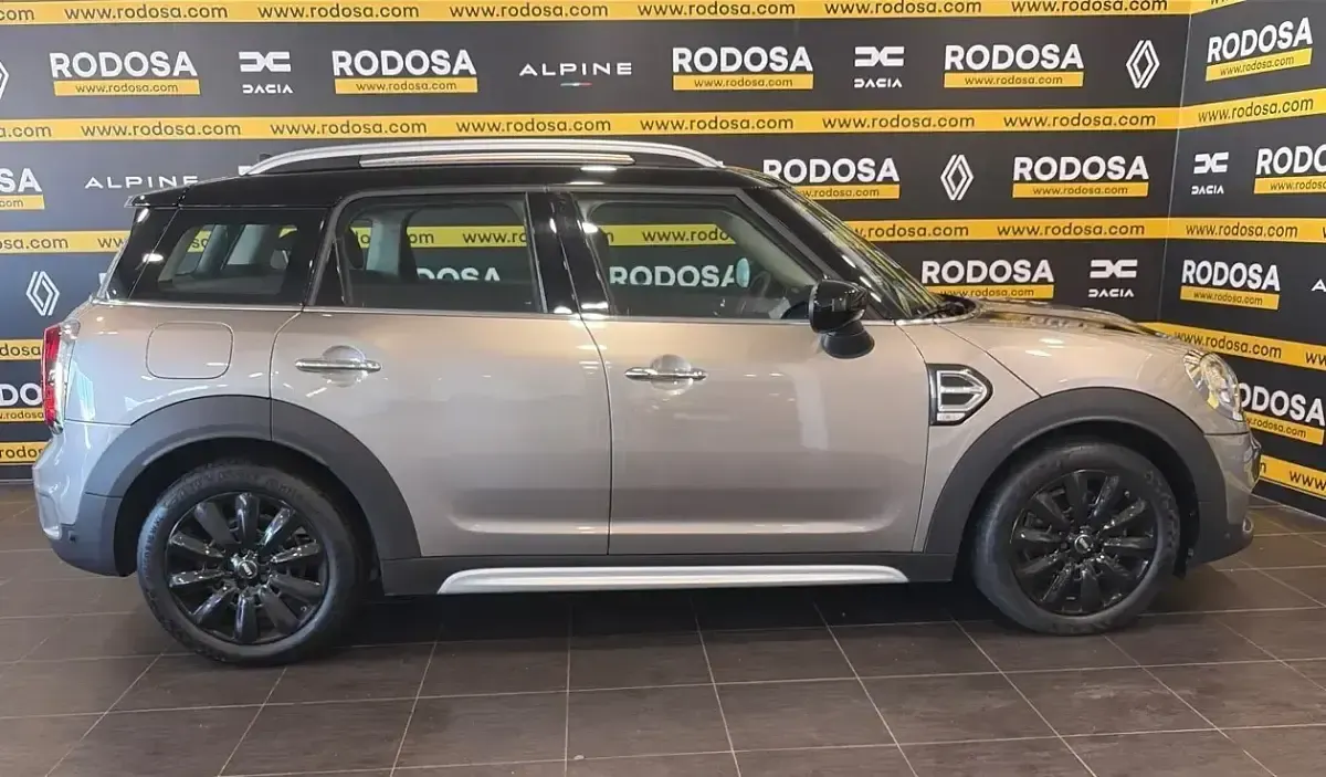 Usado Mini Cooper D Countryman 150 CV (110 kW) 2020 Gris SUV