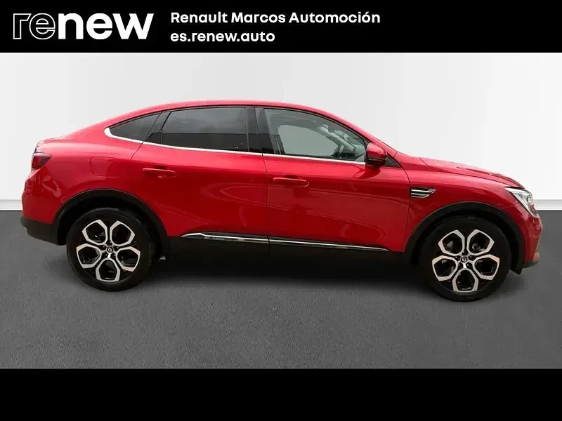 Usado Renault Arkana Zen 145 CV (106 kW) 2022 Rojo SUV