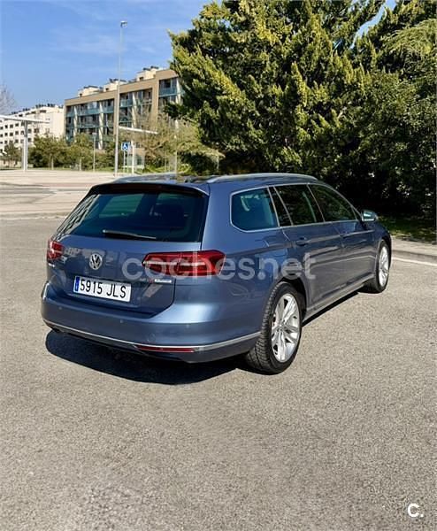 Usado VW Passat Sportline 190 CV (139 kW) 2016 Azul Familiar