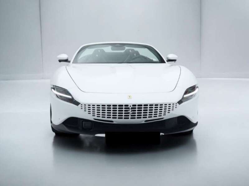 Blanco Nuevo 2024 Ferrari Roma Coupe | 299.800 € - Imagen 1/4