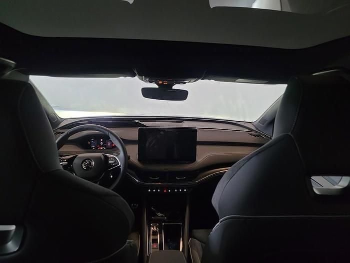 Nuevo Skoda Enyaq iV SportLine 210 kW (286 CV) 2026 Gris plata SUV