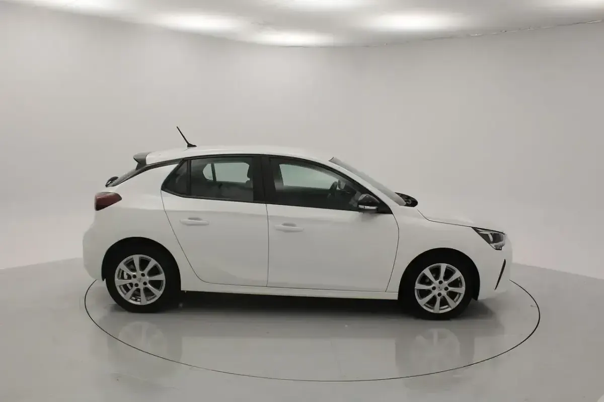 Usado Opel Corsa Edition 101 CV (74 kW) 2022 Blanco Utilitario