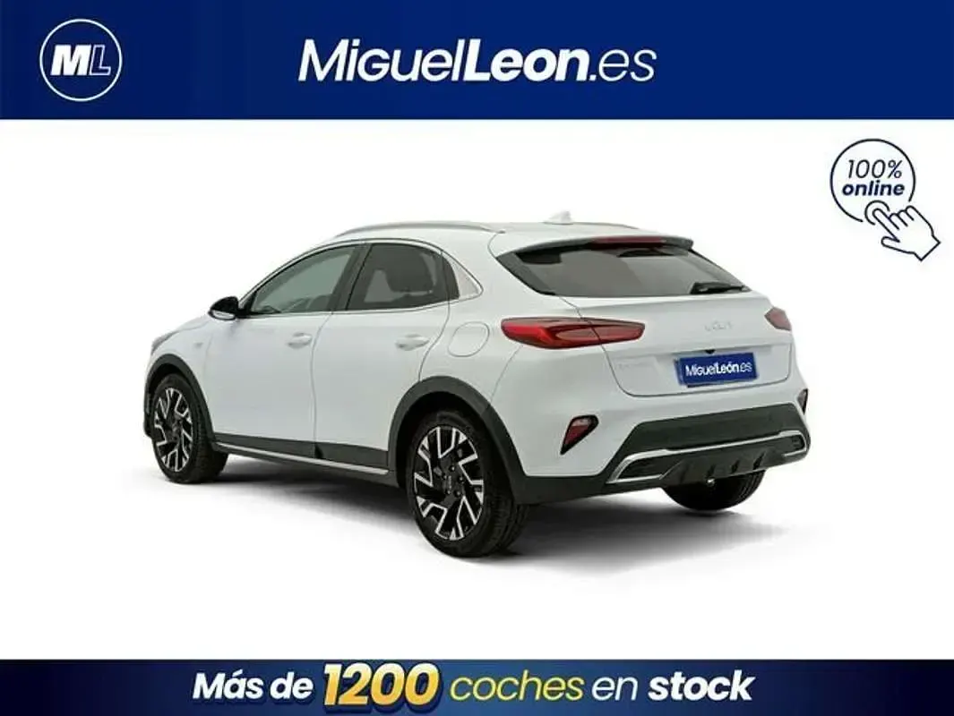 Occasion Kia XCeed 101 ch (74 kW) 2025 Blanc SUV