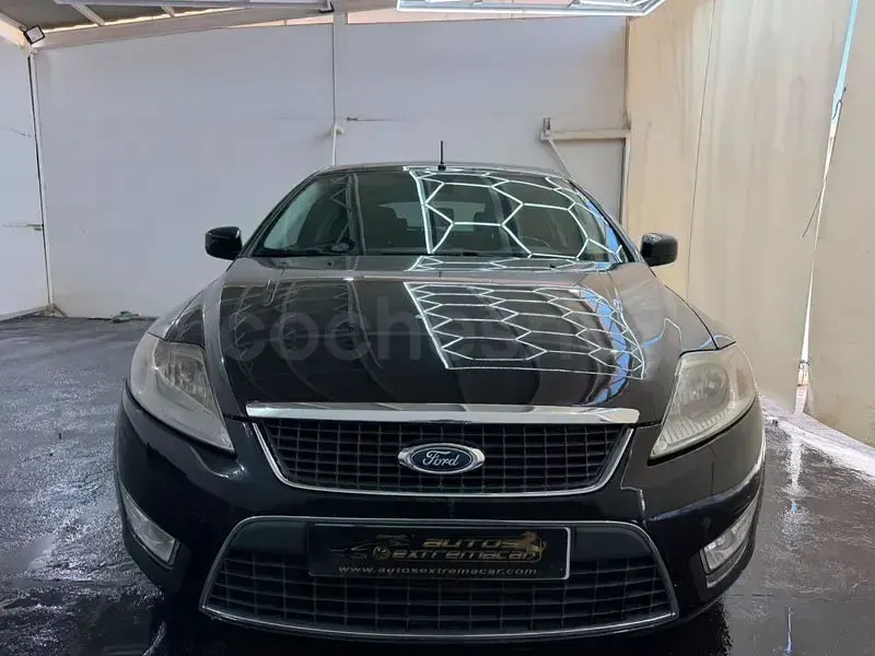 Usado Ford Mondeo Ambiente 125 CV (91 kW) 2009 Negro Berlina