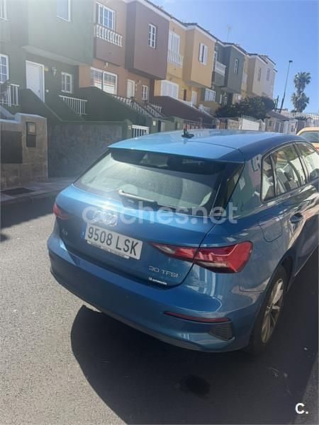 Usado Audi A3 110 CV (80 kW) 2021 Azul Berlina
