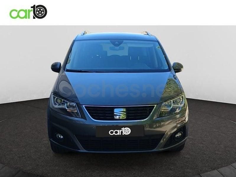 Usado Seat Alhambra 150 CV (110 kW) 2022 Gris / plata Monovolumen