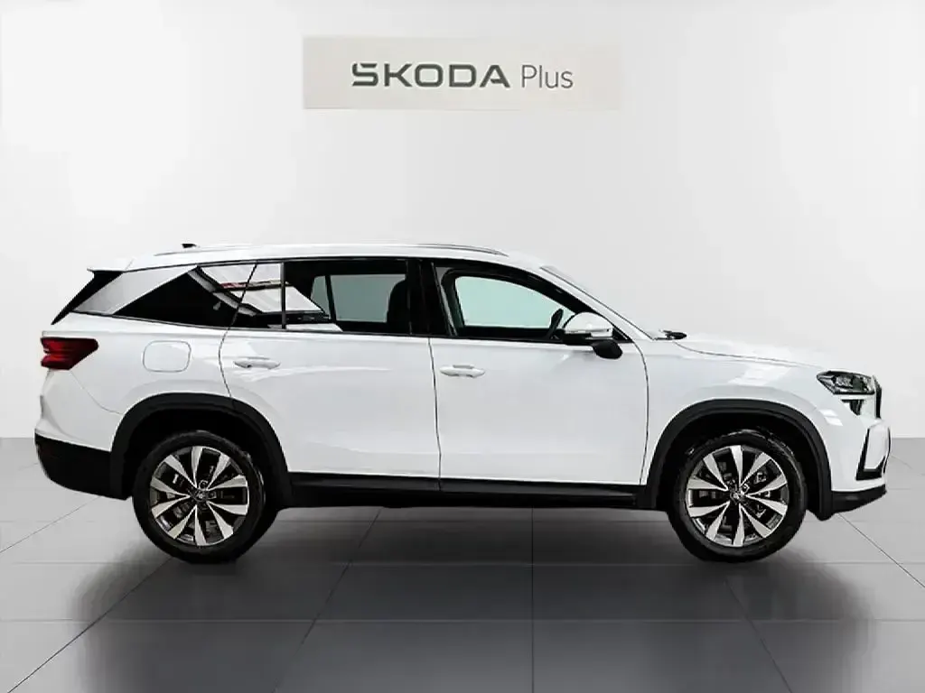 Usado Skoda Kodiaq 204 CV (150 kW) 2025 Blanco SUV