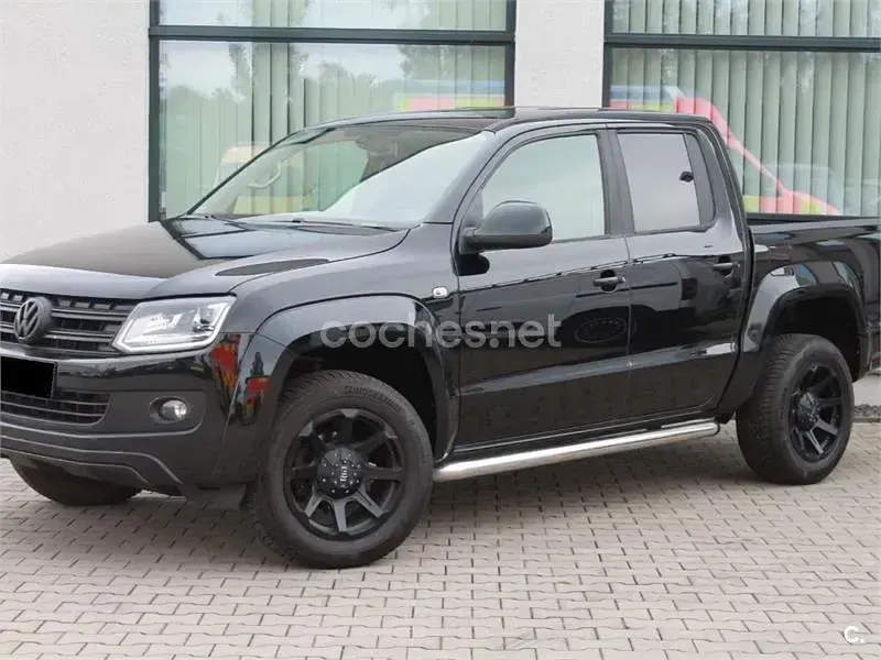 Usado VW Amarok 140 CV (102 kW) 2016 Negro Pickup/Camioneta