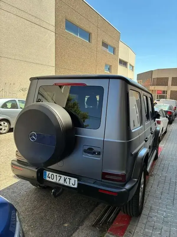 Usado Mercedes G500 421 CV (309 kW) 2019 Gris SUV