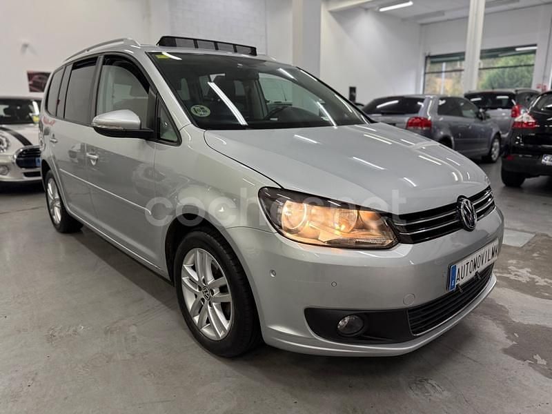 Usado VW Touran Edition 105 CV (77 kW) 2011 Gris / plata Monovolumen