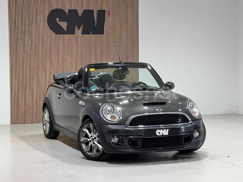 Gris / plata Usado 2011 Mini Cooper S Cabriolet Descapotable | 15.990 € (Un poco caro) - Imagen 1/4