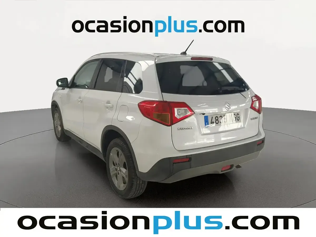 Usado Suzuki Vitara 120 CV (88 kW) 2017 Blanco SUV
