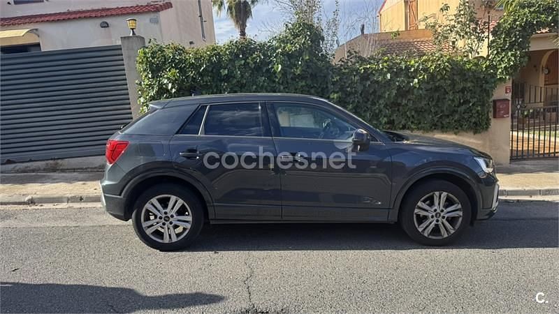 Negro Usado 2022 Audi Q2 SUV | 25.000 € (Un poco caro) - Imagen 1/4
