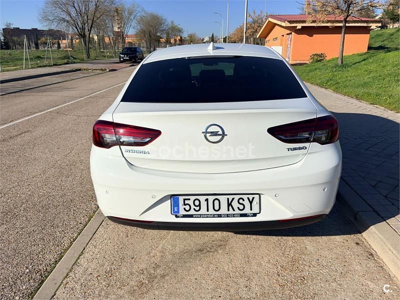 Usado Opel Insignia Innovation 165 CV (121 kW) 2019 Blanco Berlina