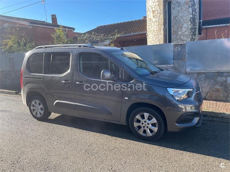Usado Opel Combo Life Selective 110 CV (80 kW) 2019 Gris / plata Monovolumen
