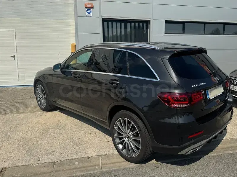 Usado Mercedes GLC200 163 CV (119 kW) 2021 Gris / plata SUV