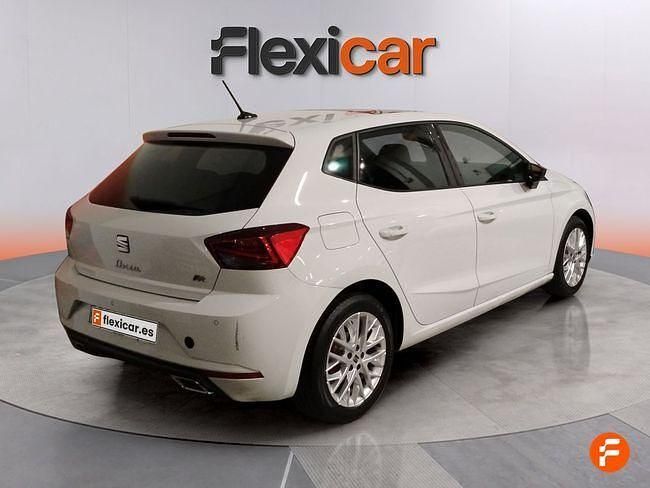 Usado Seat Ibiza FR 110 CV (80 kW) 2022 Blanco Utilitario