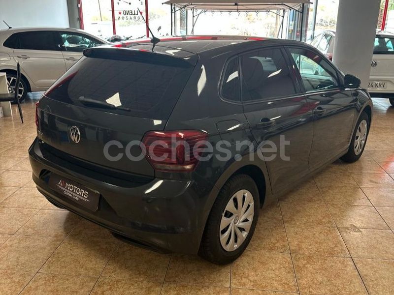 Usado VW Polo Advance 95 CV (69 kW) 2019 Gris / plata Berlina