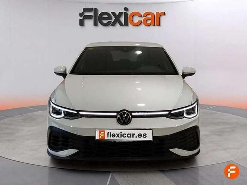 Usado VW Golf VIII GTI 300 CV (220 kW) 2022 Blanco Utilitario